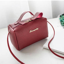 Load image into Gallery viewer, New Fashion Women Bag Mini Round Handbag PU Leather Ladies Crossbody Bag Simple Circular Messenger Bag Bolsas Feminina
